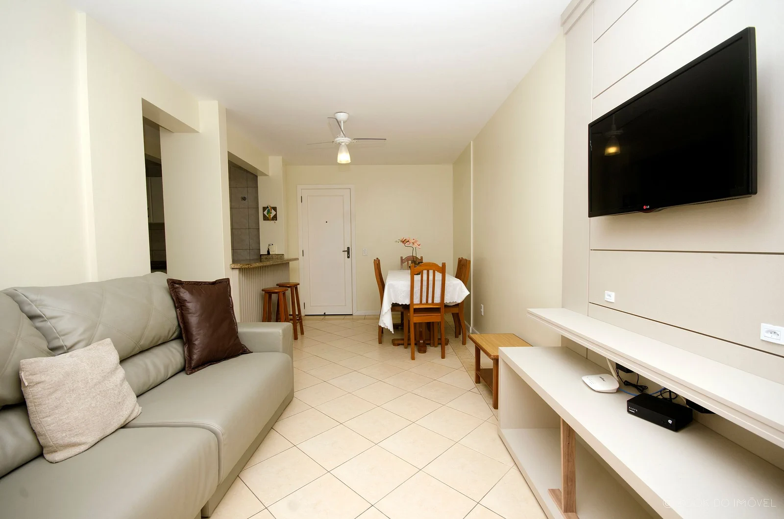 Foto oficial · Vista Bella — Apartamento 104, 2 dormitórios, fundos com terraço · 14