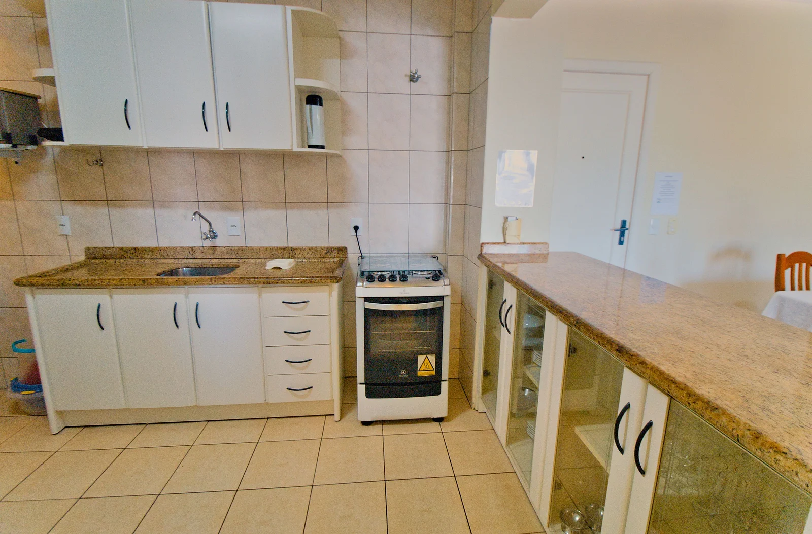 Foto oficial · Vista Bella — Apartamento 104, 2 dormitórios, fundos com terraço · 15