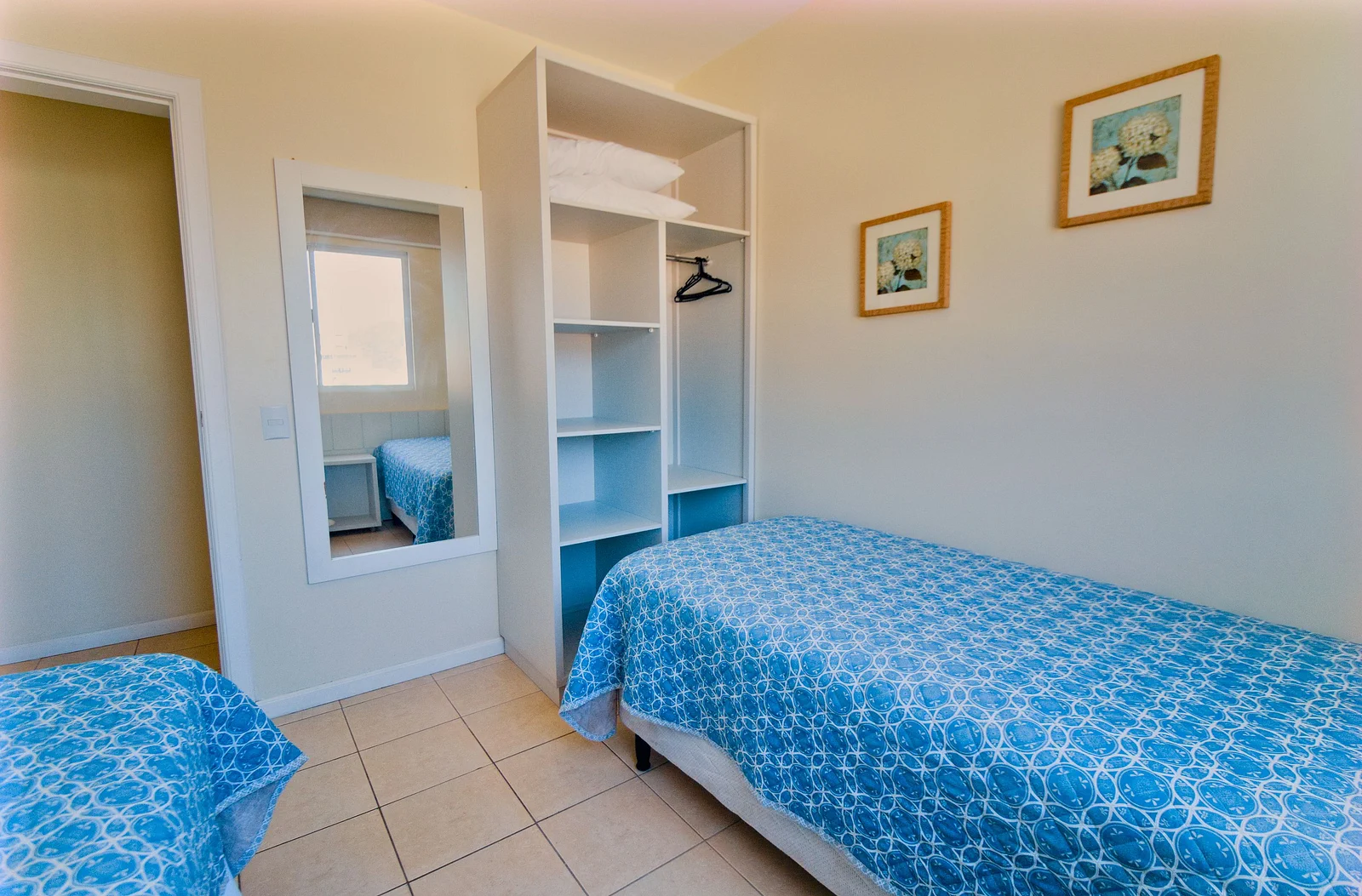 Foto oficial · Vista Bella — Apartamento 104, 2 dormitórios, fundos com terraço · 24