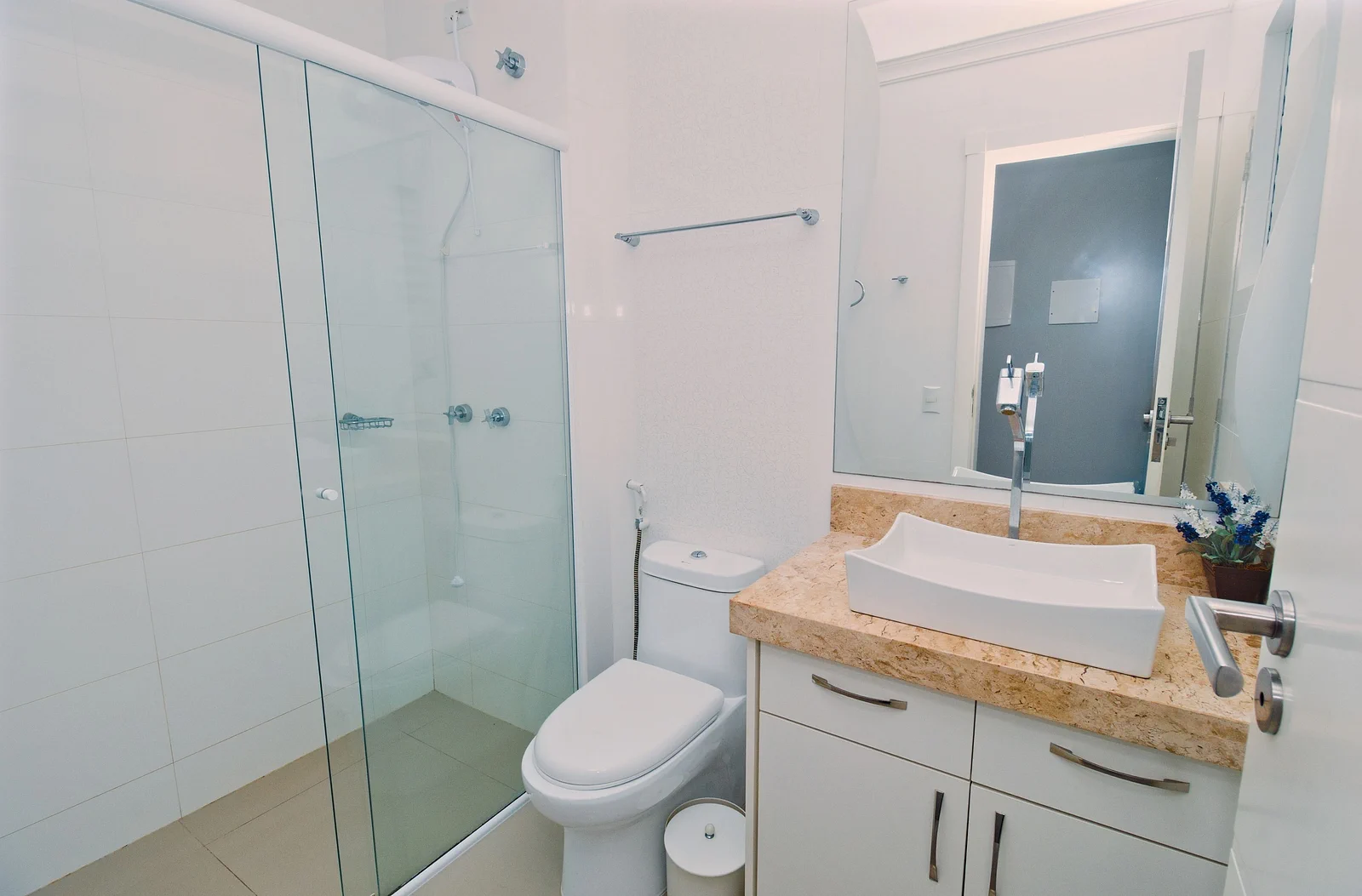 Foto oficial · Baía dos Golfinhos — Apartamento 304, 2 dormitórios · 18