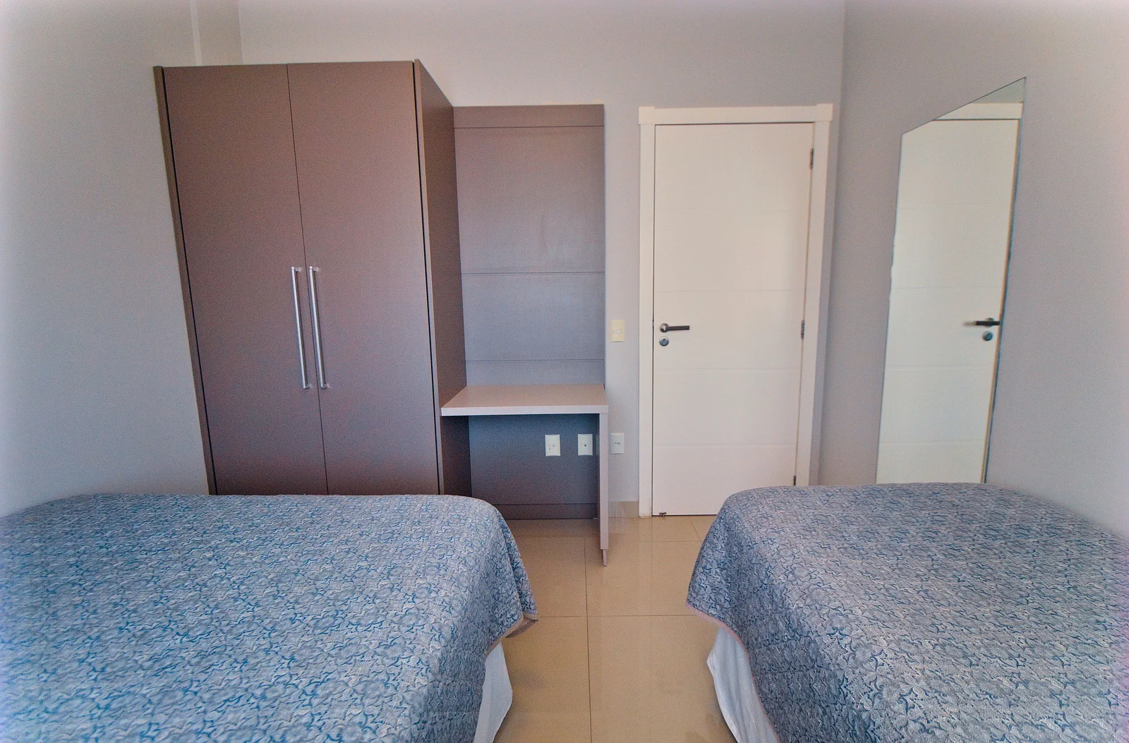 Foto oficial · Baía dos Golfinhos — Apartamento 303, 2 dormitórios · 9
