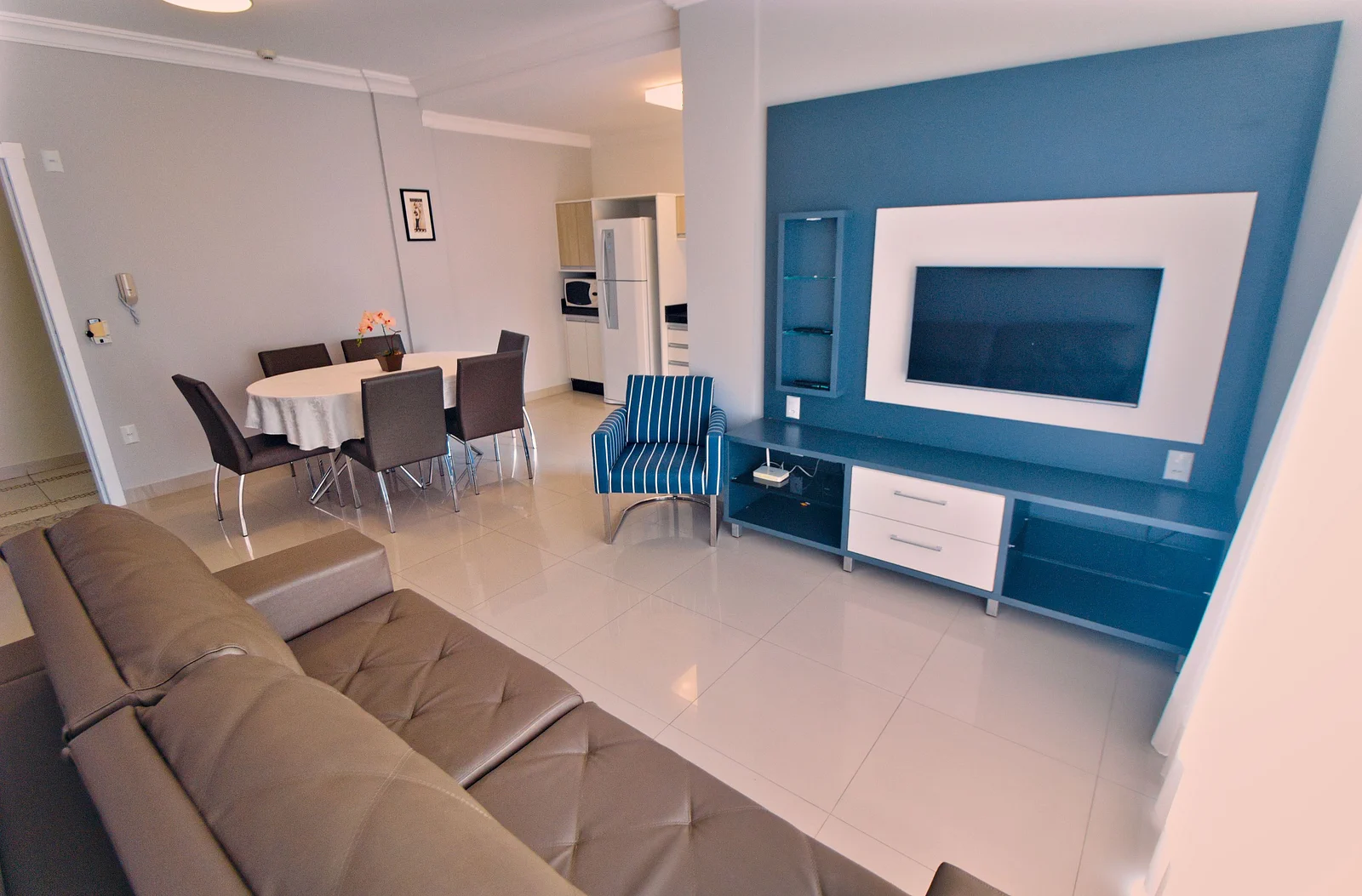 Foto oficial · Baía dos Golfinhos — Apartamento 303, 2 dormitórios · 13