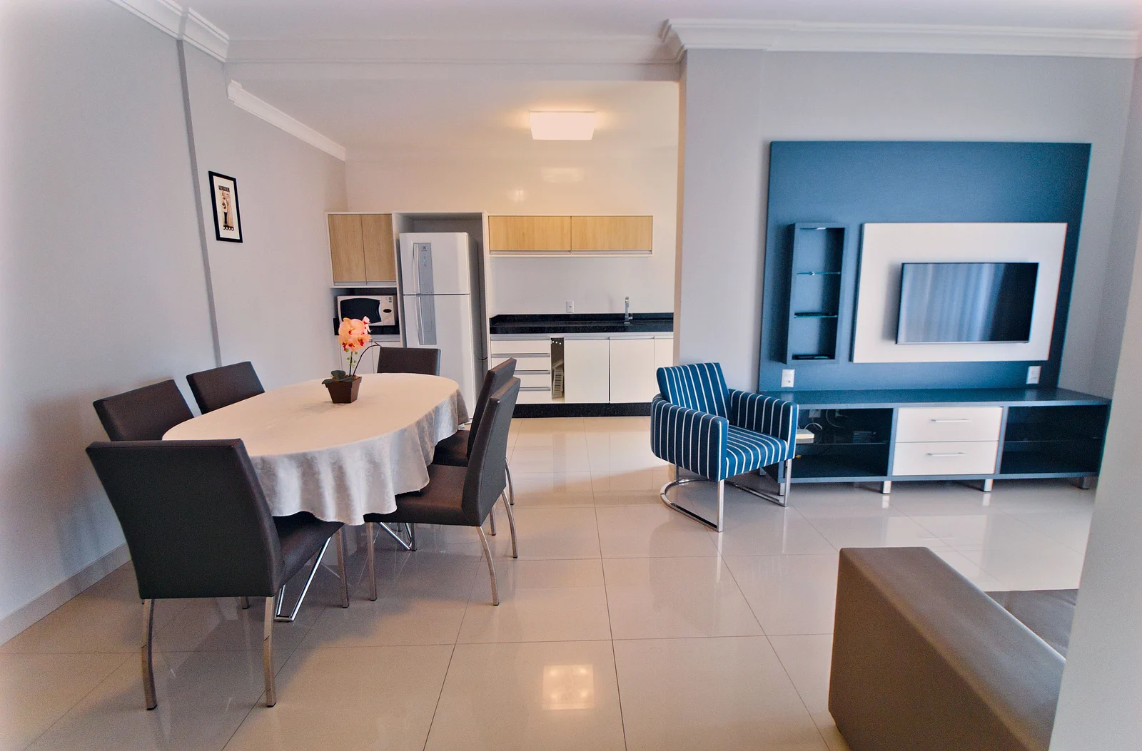 Foto oficial · Baía dos Golfinhos — Apartamento 303, 2 dormitórios · 16