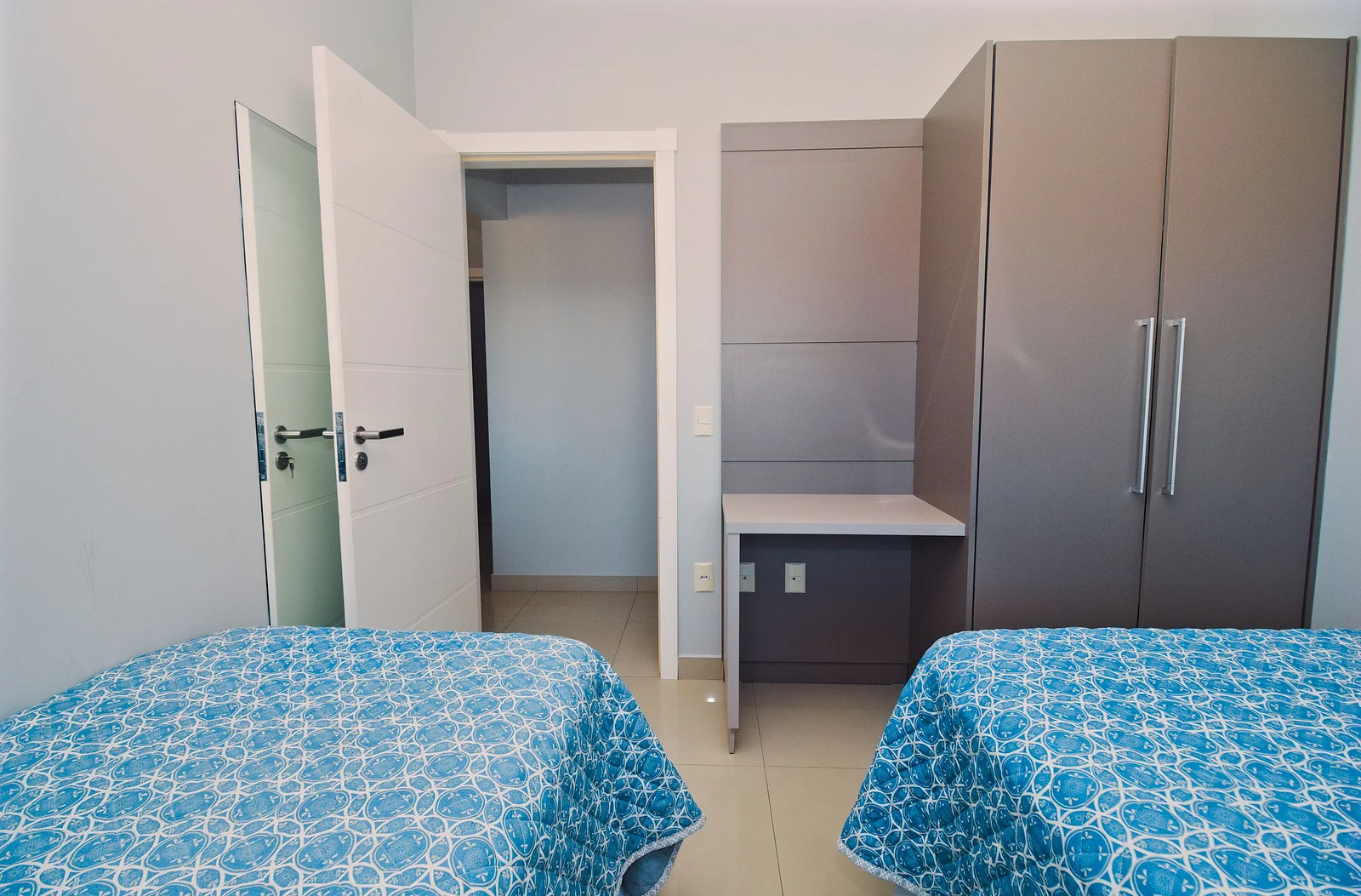 Foto oficial · Baía dos Golfinhos — Apartamento 304, 2 dormitórios · 7