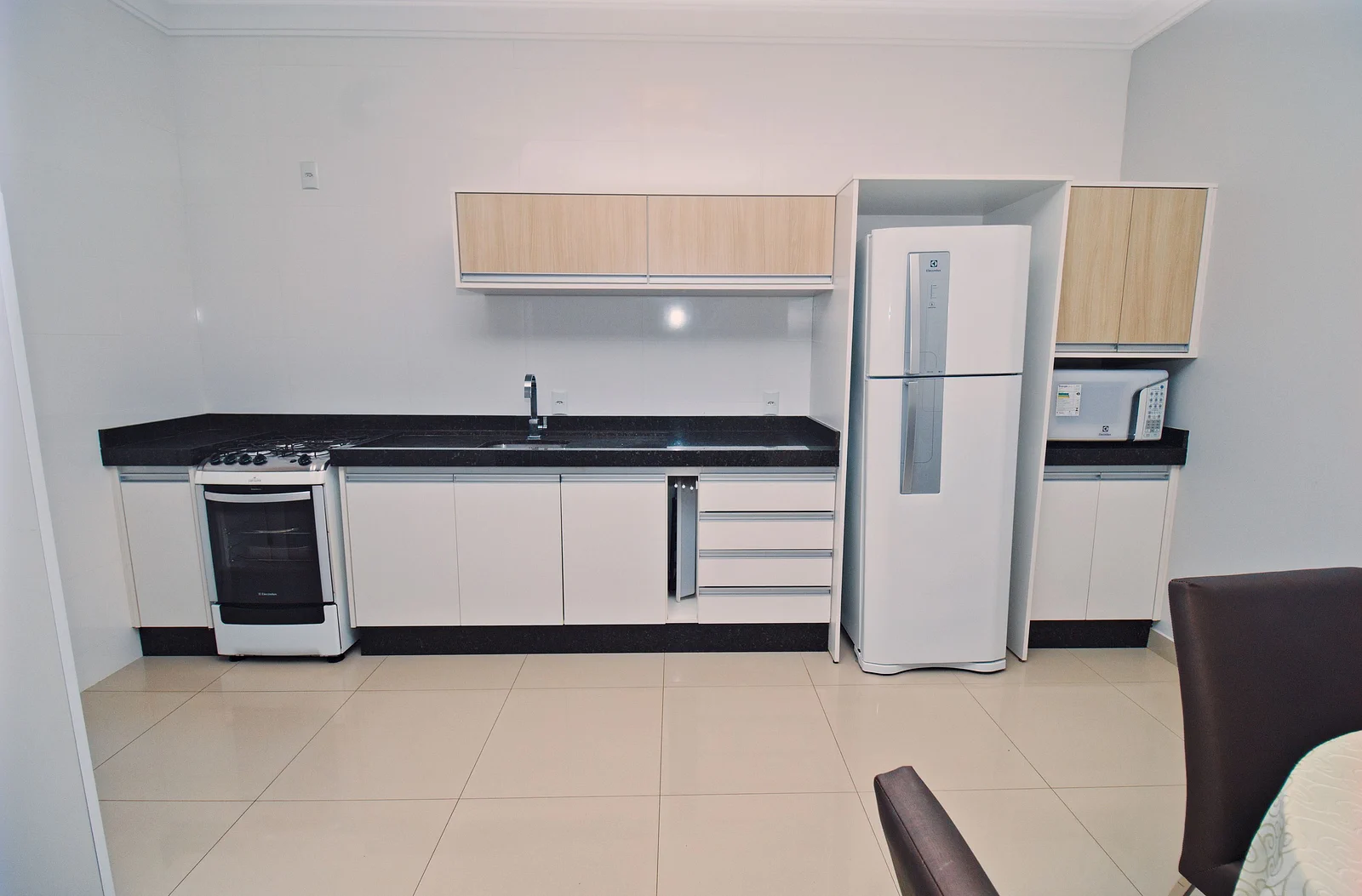 Foto oficial · Baía dos Golfinhos — Apartamento 304, 2 dormitórios · 11