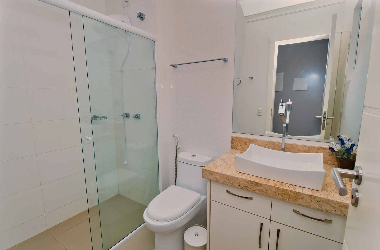 Foto oficial · Baía dos Golfinhos — Apartamento 304, 2 dormitórios · 21