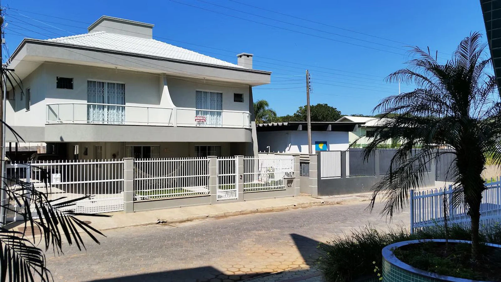 Foto oficial · Casa de três dormitórios — Até 8 hóspedes (YO01I) · 38