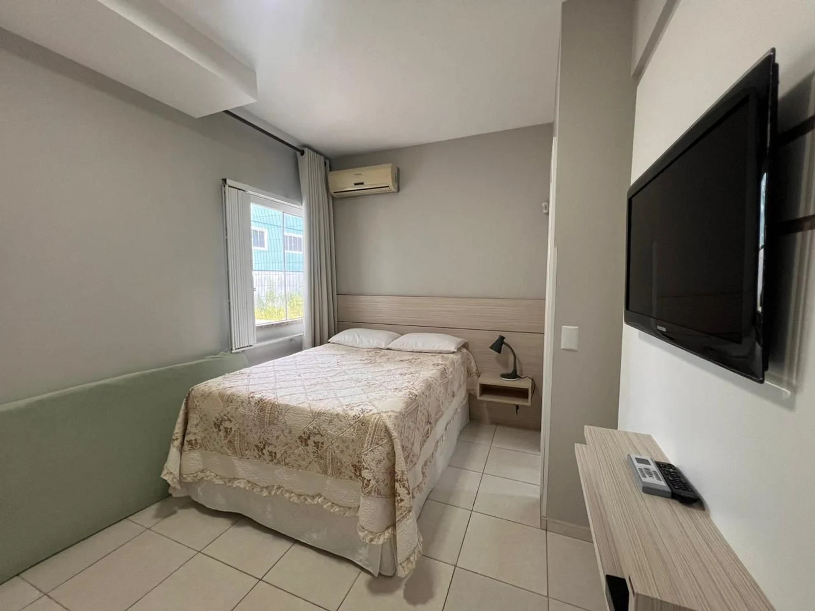 Foto oficial · Casa de três dormitórios — Até 8 hóspedes (YO01I) · 2