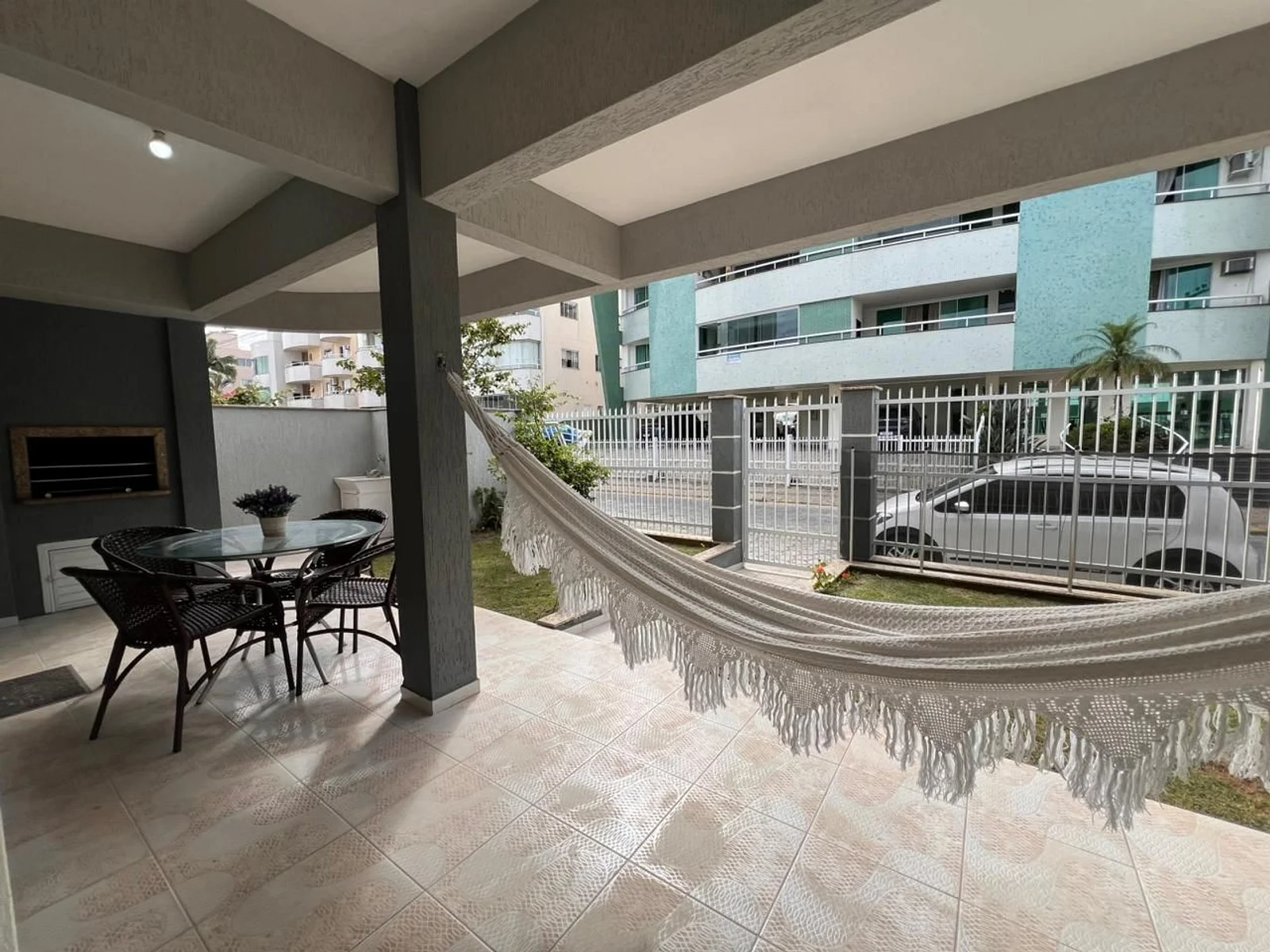 Foto oficial · Casa de três dormitórios — Até 8 hóspedes (YO01I) · 31